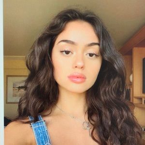 Meet your Posher, Isiah